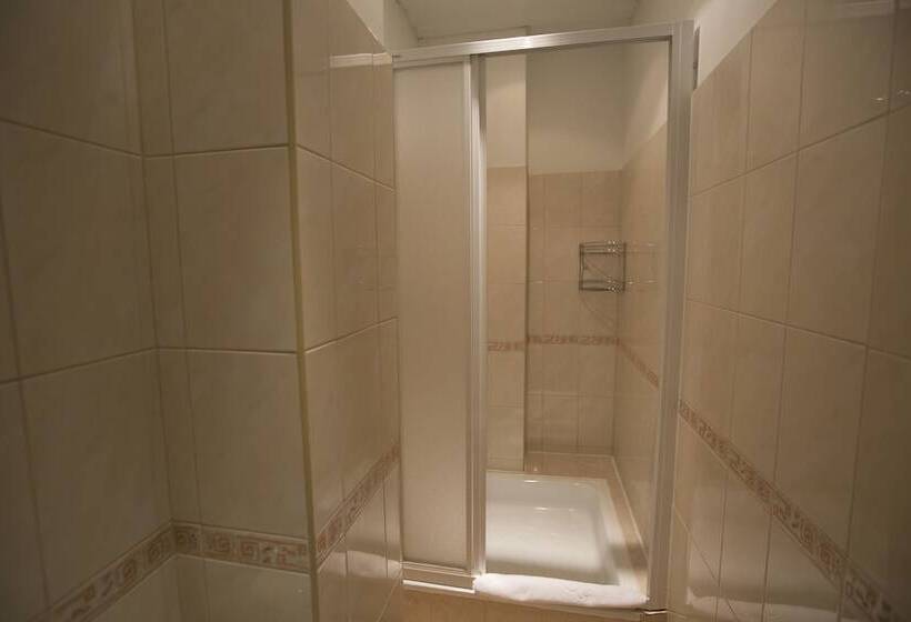 Номер Economy Индивидуальный, Antis House Uninn
