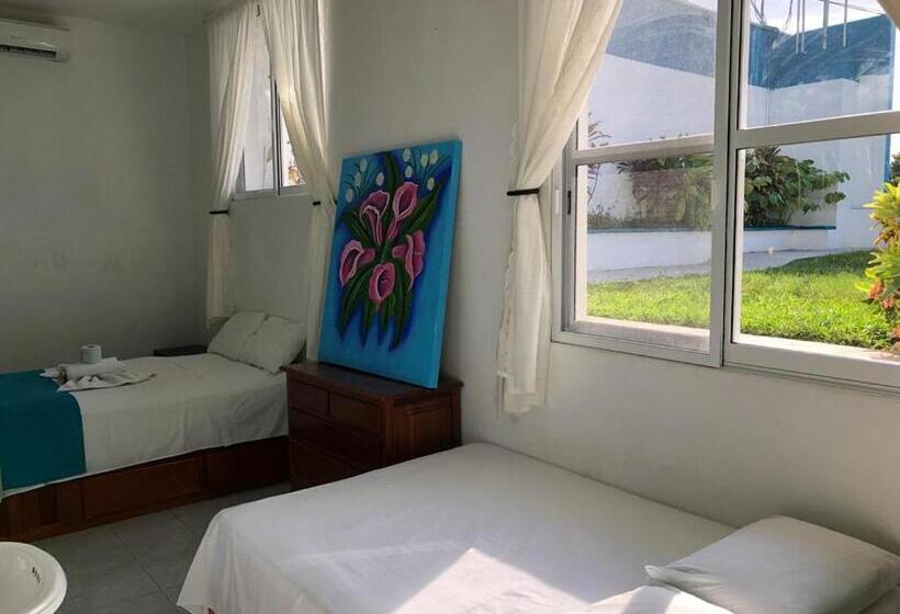 Habitación Estándar 2 Camas Matrimonio, Awazul Bacalar