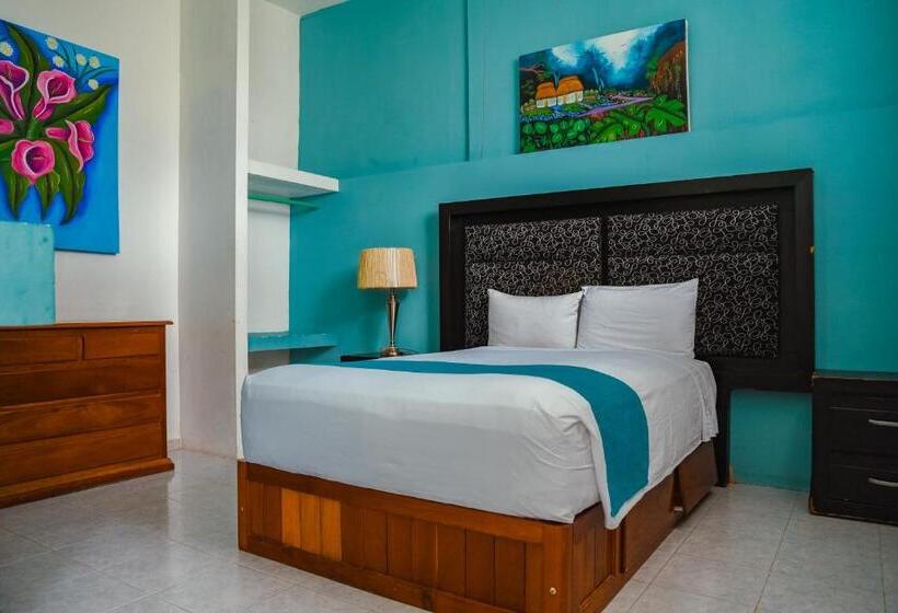 Habitación Estándar 2 Camas Matrimonio, Awazul Bacalar