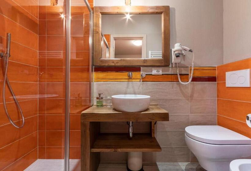 Номер Стандарт с Балконом, B&b L'eroico