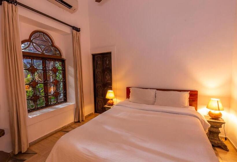 Люкс Повышенной Комфортности, Marbella Guest House