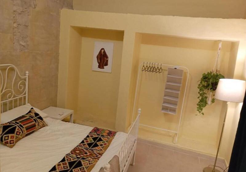 اتاق استاندارد با چشم‌انداز دریاچه, Banyan Tree Anji