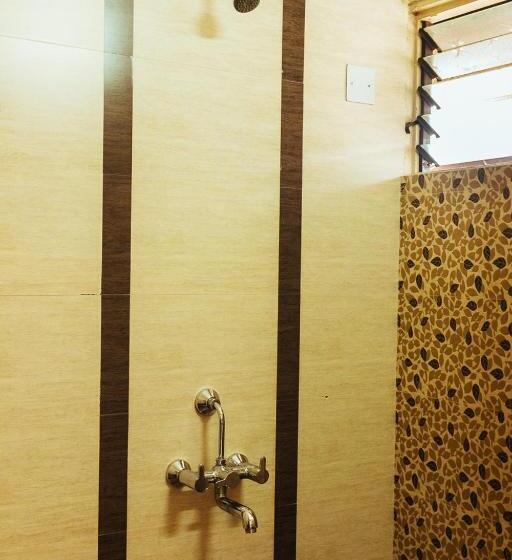 اتاق لوکس, Arcadia