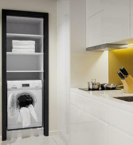 带大床的套房, Staybridge Suites Al Khobar, An Ihg
