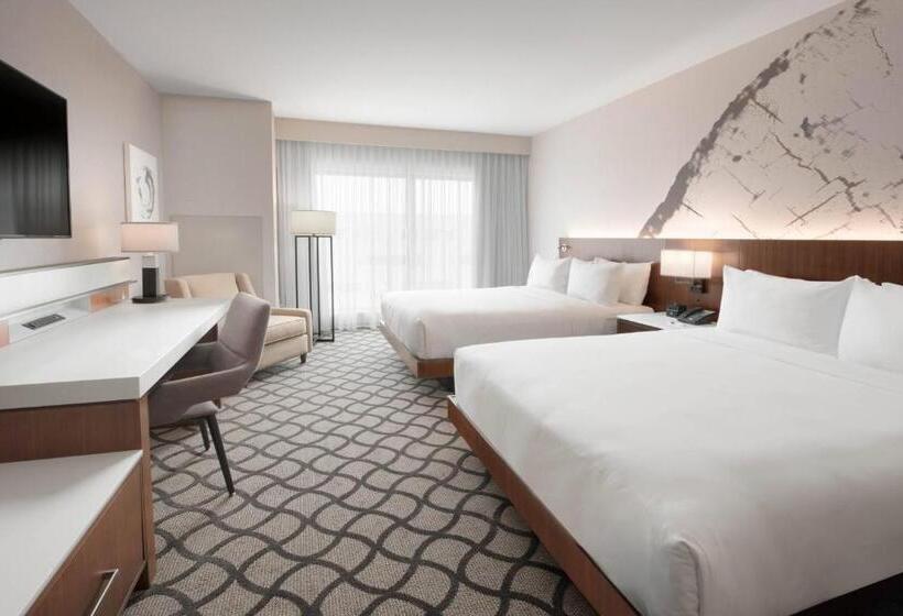 חדר סטנדרט מותאם לאדם עם מוגבלויות, Marriott Dallas Allen Hotel & Convention Center