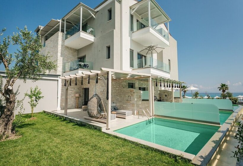 سوییت با استخر, Blue Carpet Luxury Suites