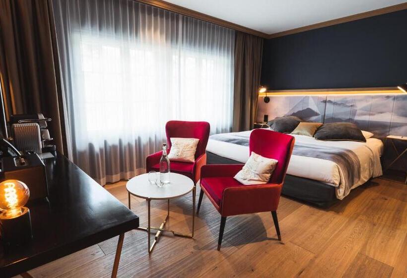 Номер Стандарт с Балконом, Boutique Hotel Glacier