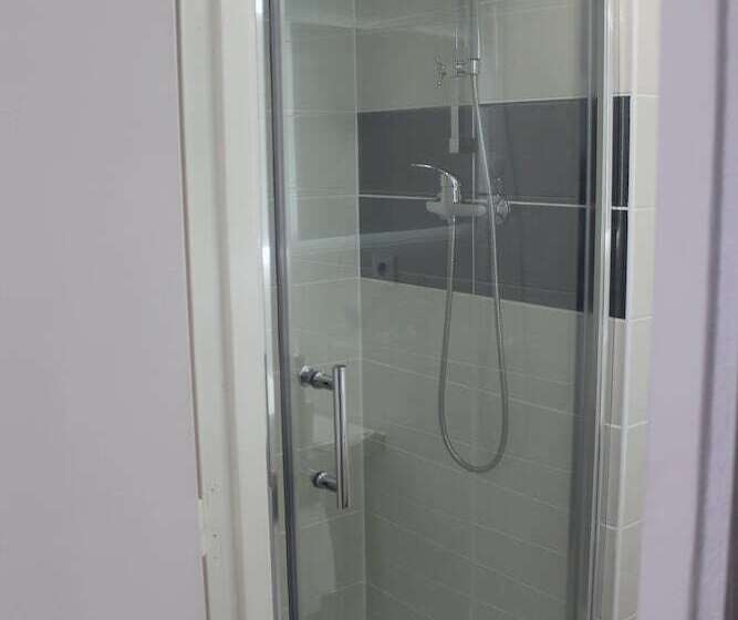 스탠다드 룸, Brit Hotel Confort Manosque Cadarache