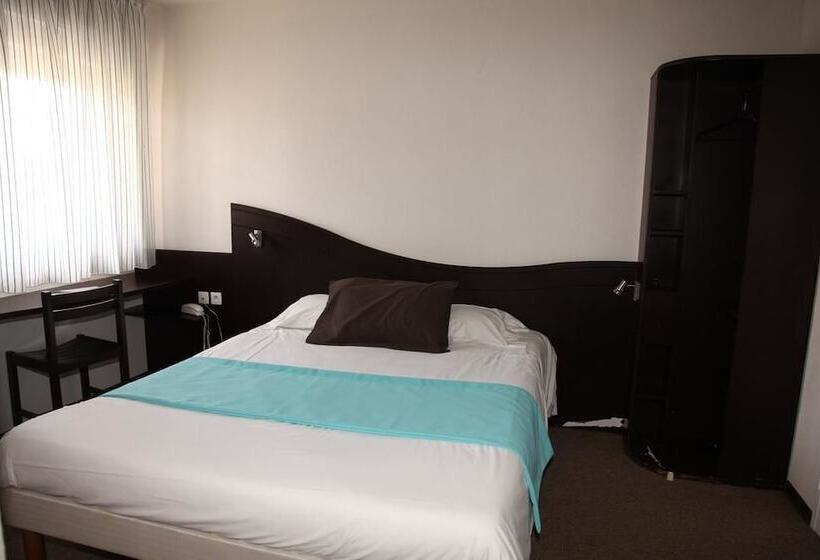 패밀리 룸, Brit Hotel Confort Manosque Cadarache