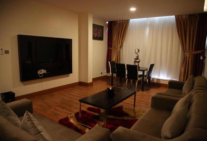 Королевский Люкс, Raoum Inn Khafji Corniche