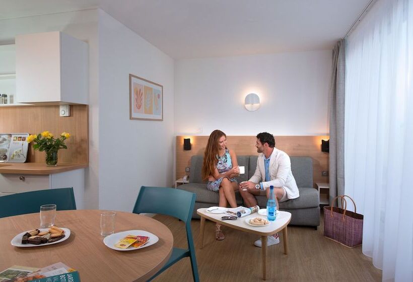 스탠다드 스튜디오, Residence Resideal Antibes