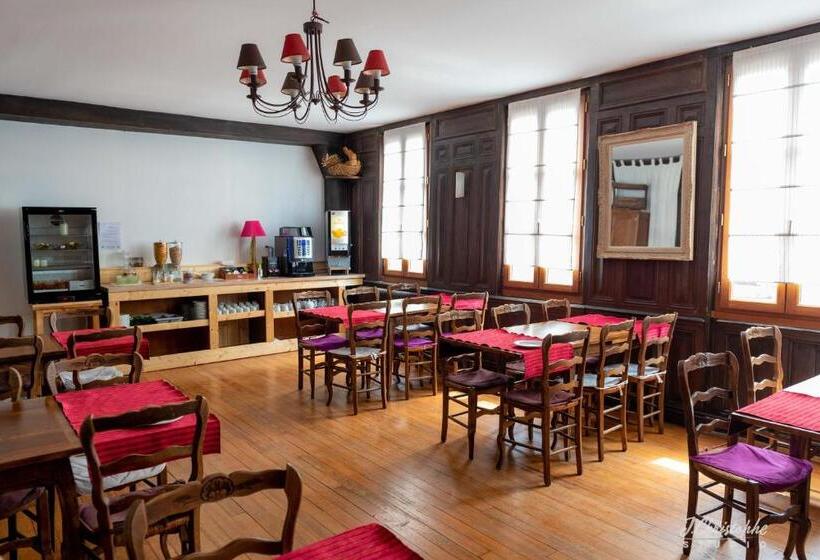 Номер Стандарт, Logis   Hotel & Restaurant La Corne D  Abondance
