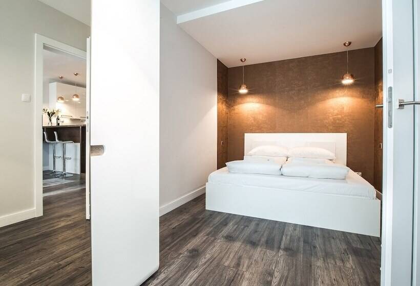 带1个卧室的豪华公寓, Emihouse Cityvibe Apartments