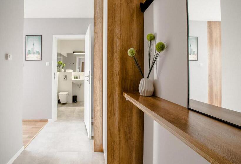 Полулюкс с Балконом, Emihouse Cityvibe Apartments