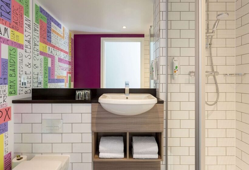 Номер Стандарт, Ibis Styles Glasgow Central