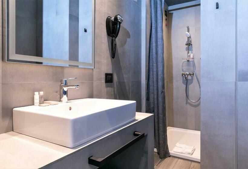 标准间, J24 Hotel Milano