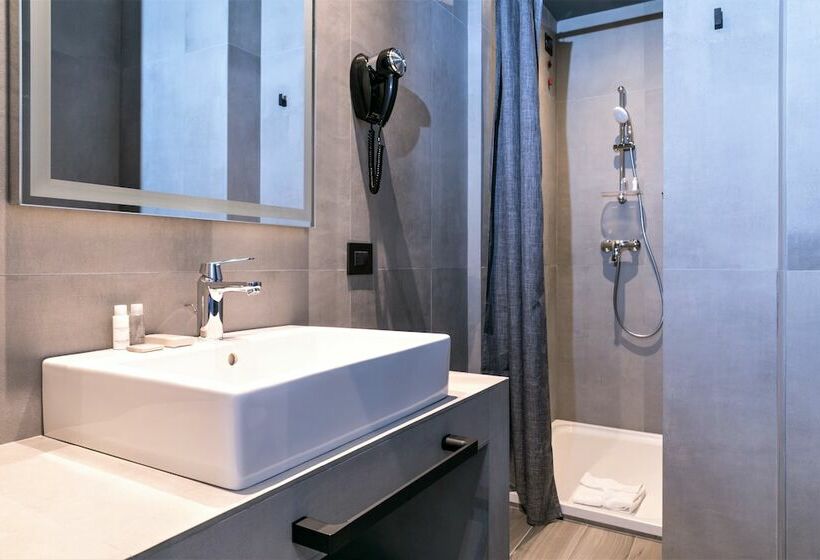标准间, J24 Hotel Milano