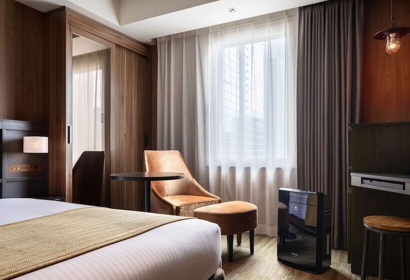 Номер Комфорт, Mitsui Garden Hotel Otemachi   Tokyo