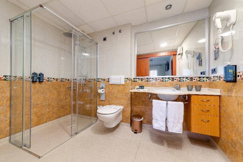 Номер Deluxe, Prostyle Ryokan Yokohama Bashamichi
