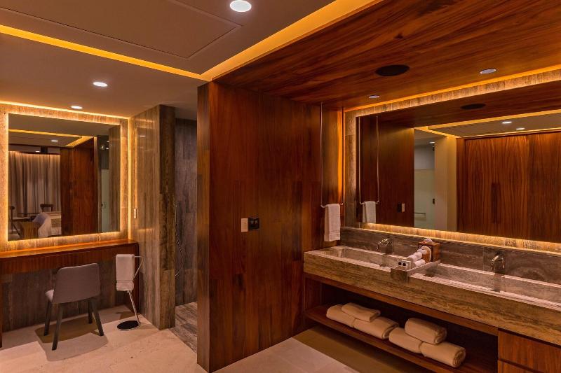 Suite Vista Mar, Solaz, A Luxury Collection Resort, Los Cabos A Marriott