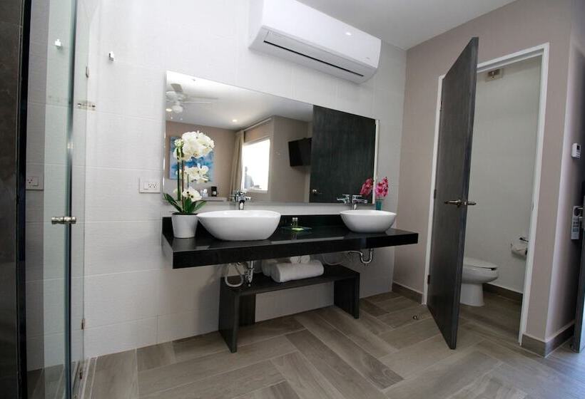 Deluxe Kamer, Attraction Hotel Deluxe