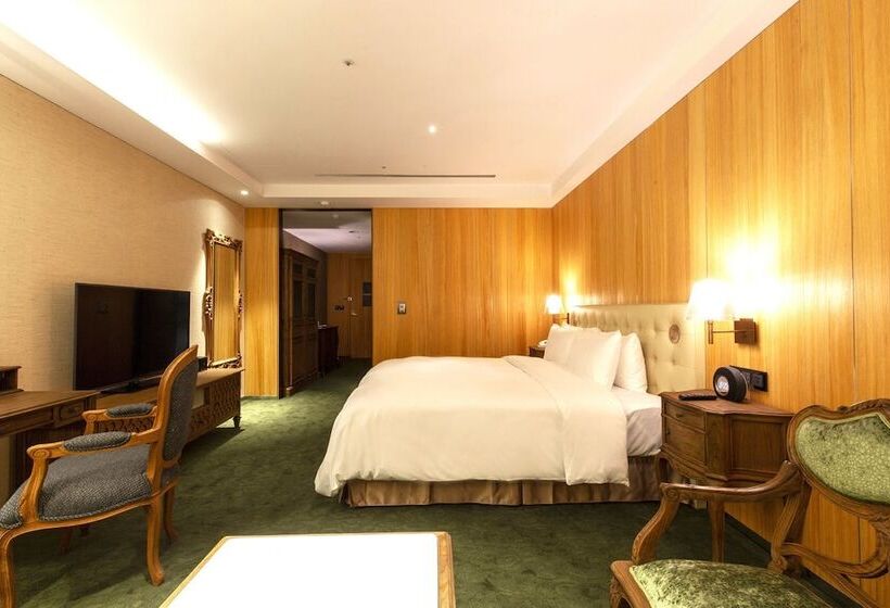 اتاق استاندارد, Inhouse Hotel Grand