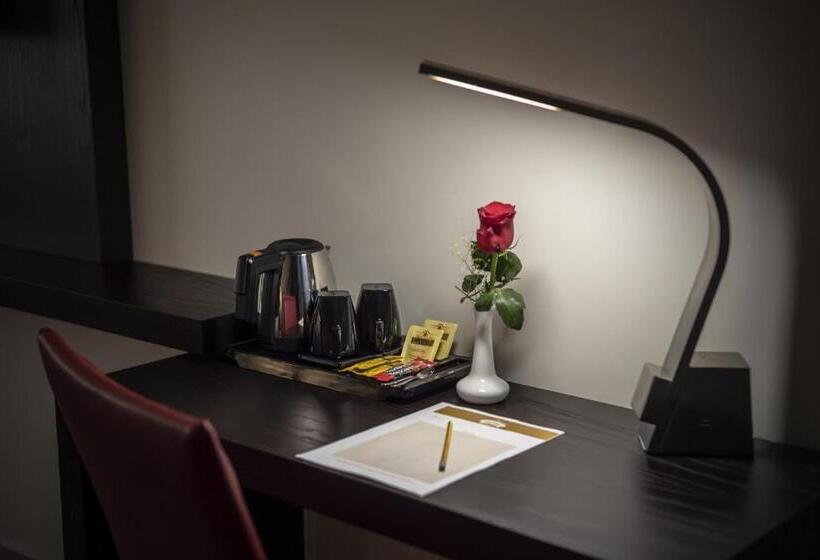 Номер Deluxe Кровать Кинг, Al Joud Boutique Hotel, Makkah