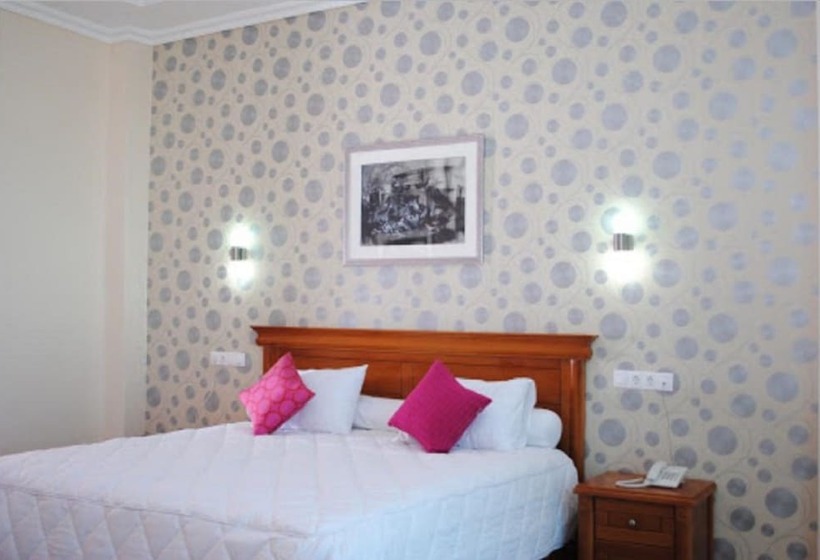 Chambre Standard, Maraval