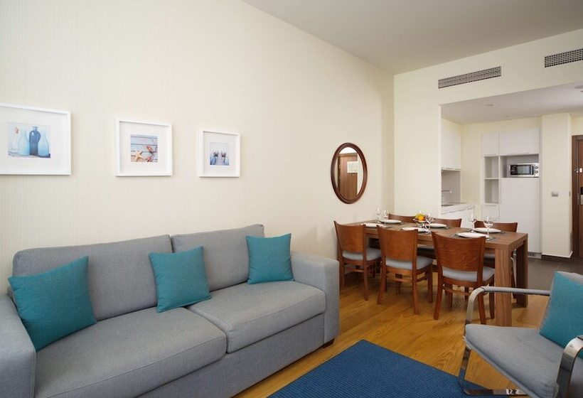 带3个卧室的公寓, Radisson Residences, Zavidovo