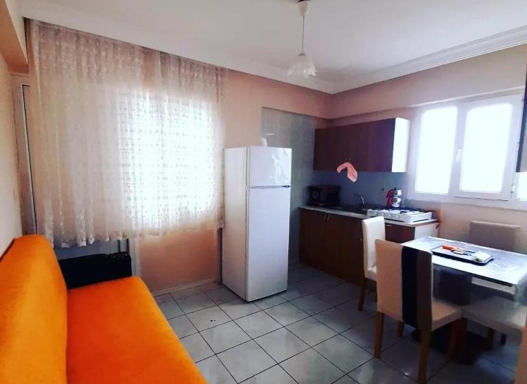 سوییت, Zeytindali Apart