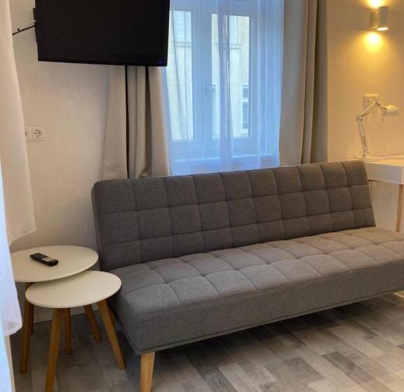 اتاق استاندارد, Pension Adler Untertürkheim
