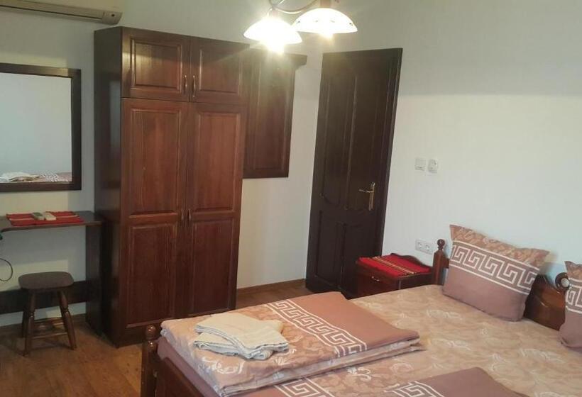 Апартаменты 1 Спальня Вид на Сад, Keremidchieva Kushta Guest House