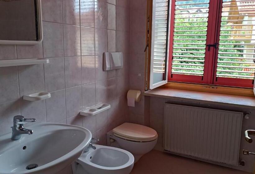 Апартаменты 3 Спальни, Casa Vacanze Rosa