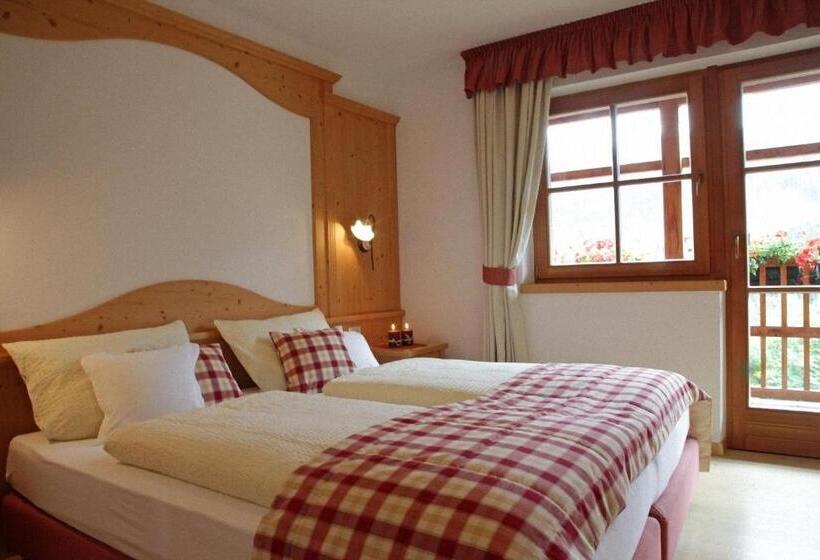 Апартаменты 1 Спальня, Dolomites Apartments Ciasa Vally