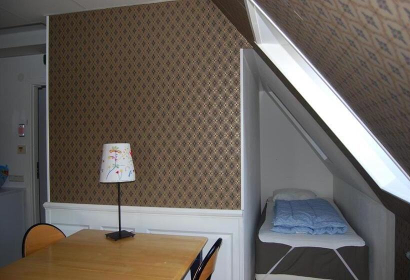 Студия Стандарт, Halmstad Hotell & Vandrarhem Kaptenshamn