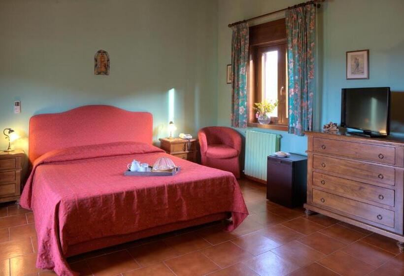اتاق خانوادگی, Agriturismo Al Poggetto