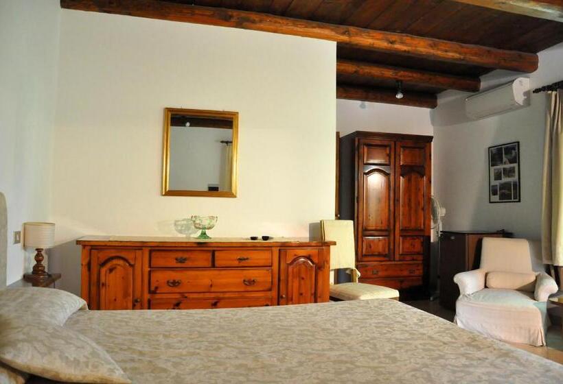 Четырехместный Номер Стандарт, Agriturismo La Campana
