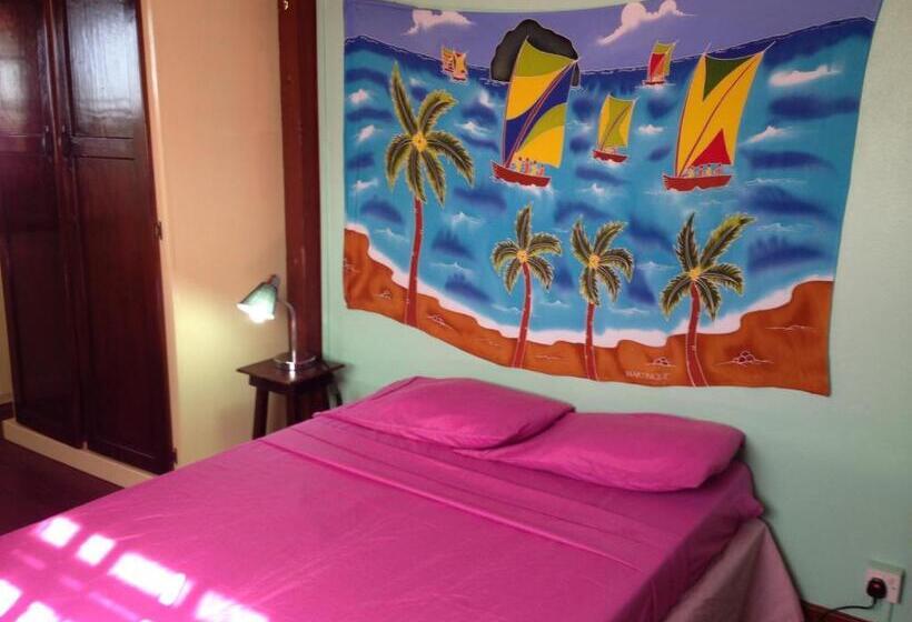 آپارتمان 1 خوابه اینتریور, Italian Guesthouse
