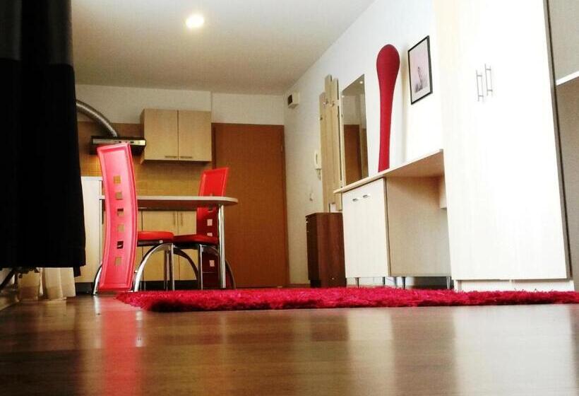 Студия Стандарт, Lucas 10 Apartments