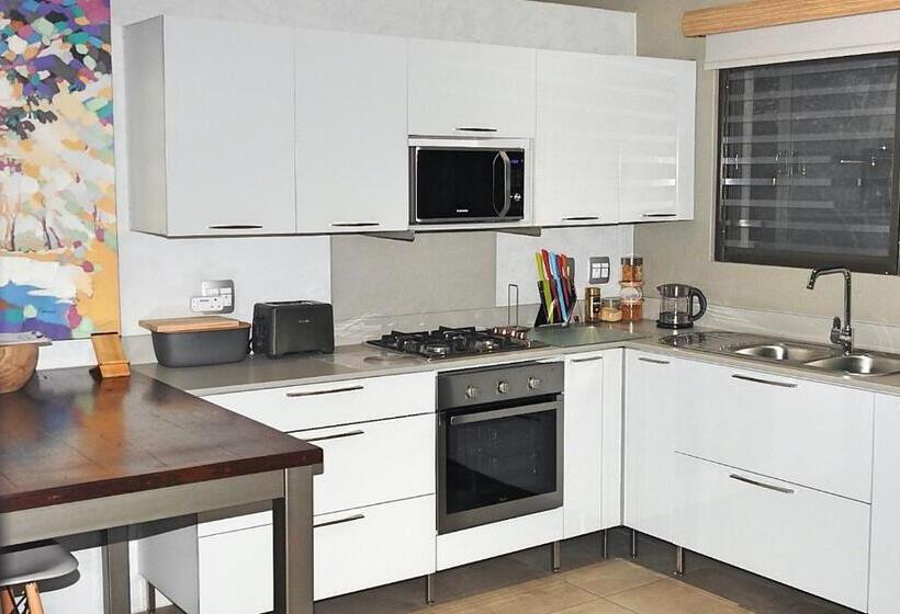 침실 1개 아파트, Birds Babble Self Catering