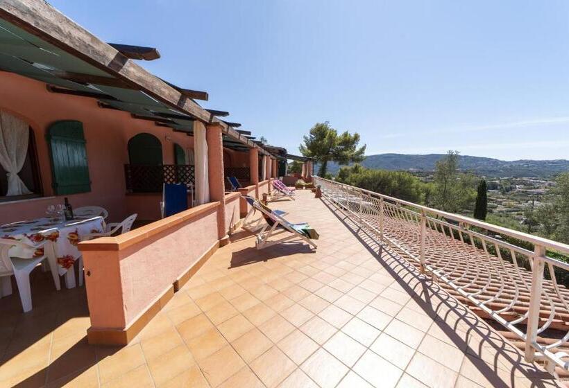 استودیوی سوپریور, Gavila's Residenza Turistico Alberghiera