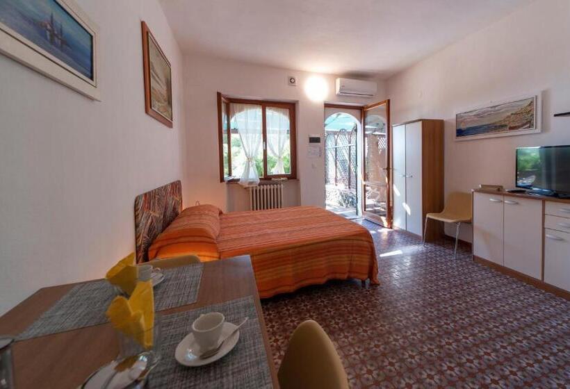 استودیو استاندارد با چشم‌انداز, Gavila's Residenza Turistico Alberghiera