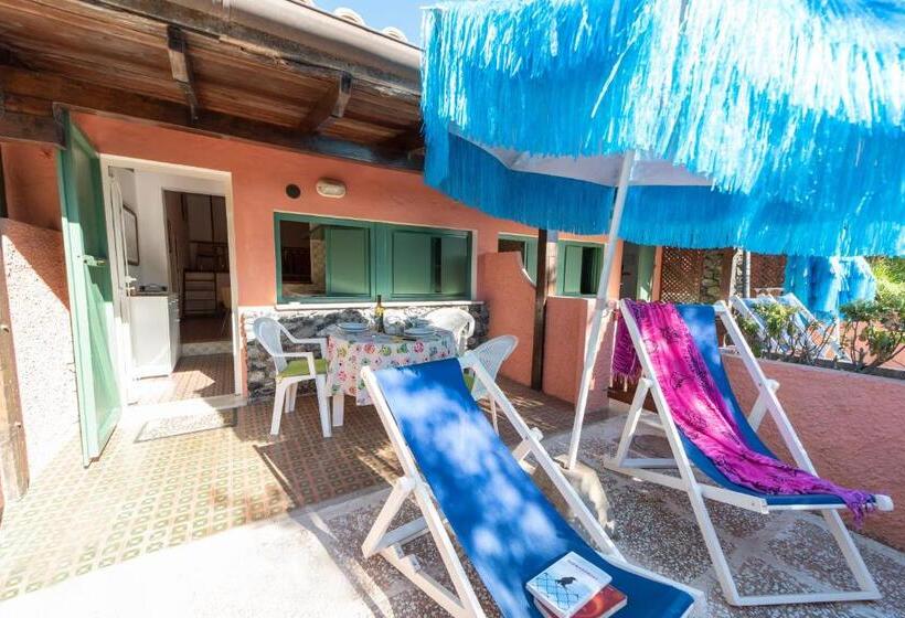 استودیوی استاندارد, Gavila's Residenza Turistico Alberghiera
