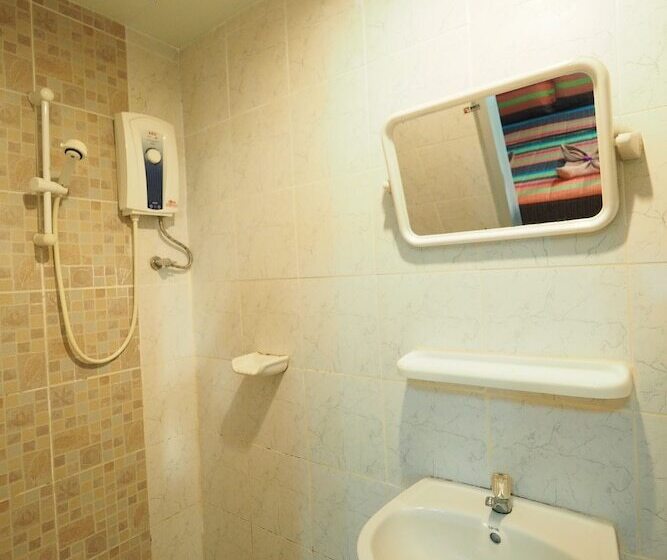 Номер Стандарт, Popeye Guesthouse