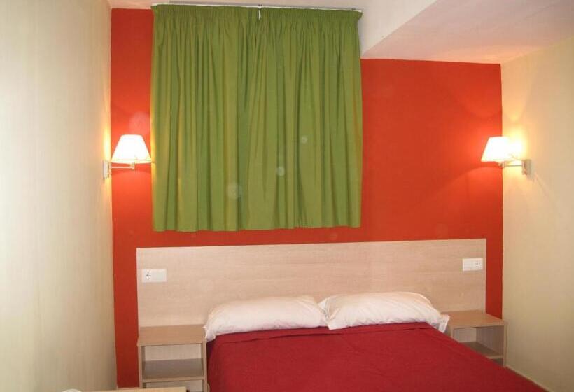 Номер Стандарт, Hostal Ducal