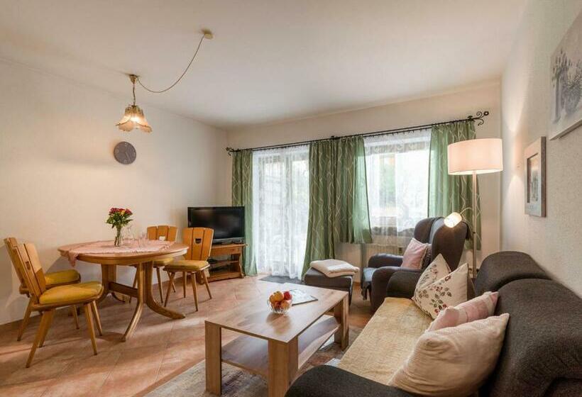 Апартаменты 1 Спальня с Террасой, Gästehaus Gerti