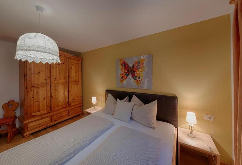Апартаменты 3 Спальни, Residence Obermoarhof   Comfortable Apartments For Families, Swimmingpool, Playing Grounds, Almencar