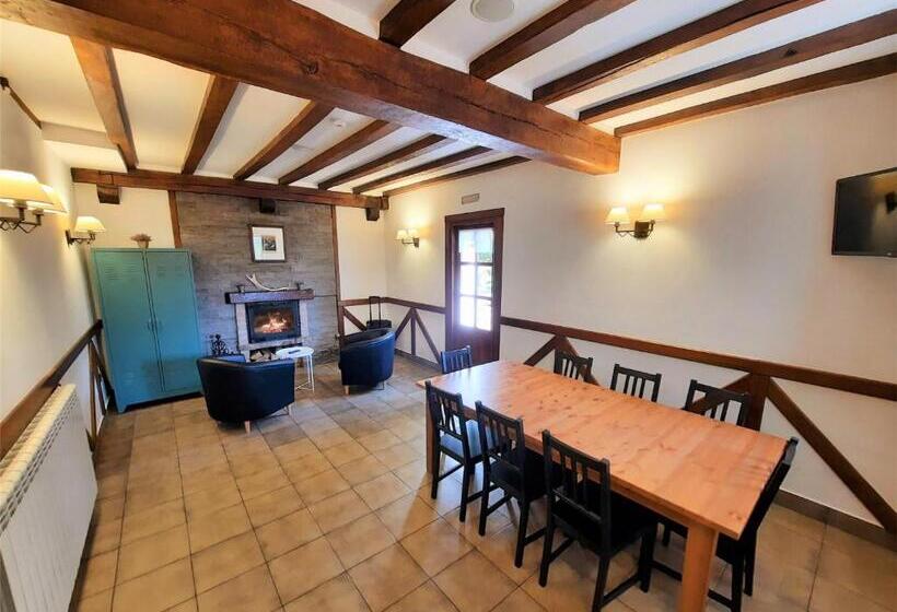 Дом 1 Спальня, Casa Rural Iruso