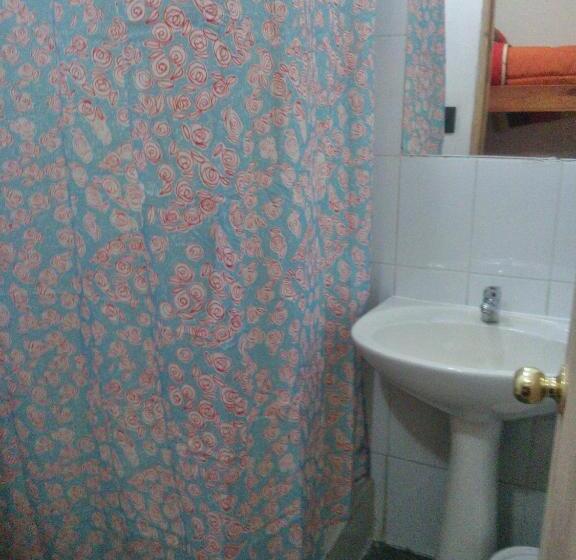 4인용 스탠다드 룸, Pucontours Hostal   Hostel