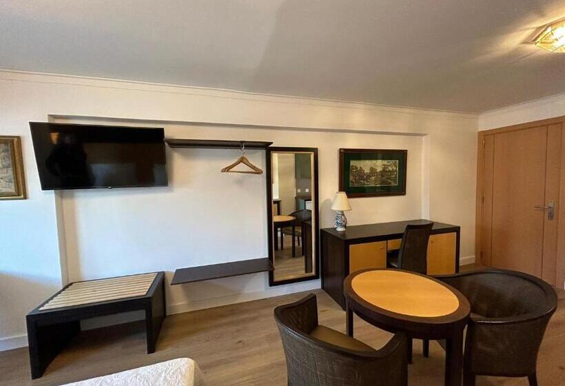 Студия Deluxe, Discovery Apartment Carnaxide